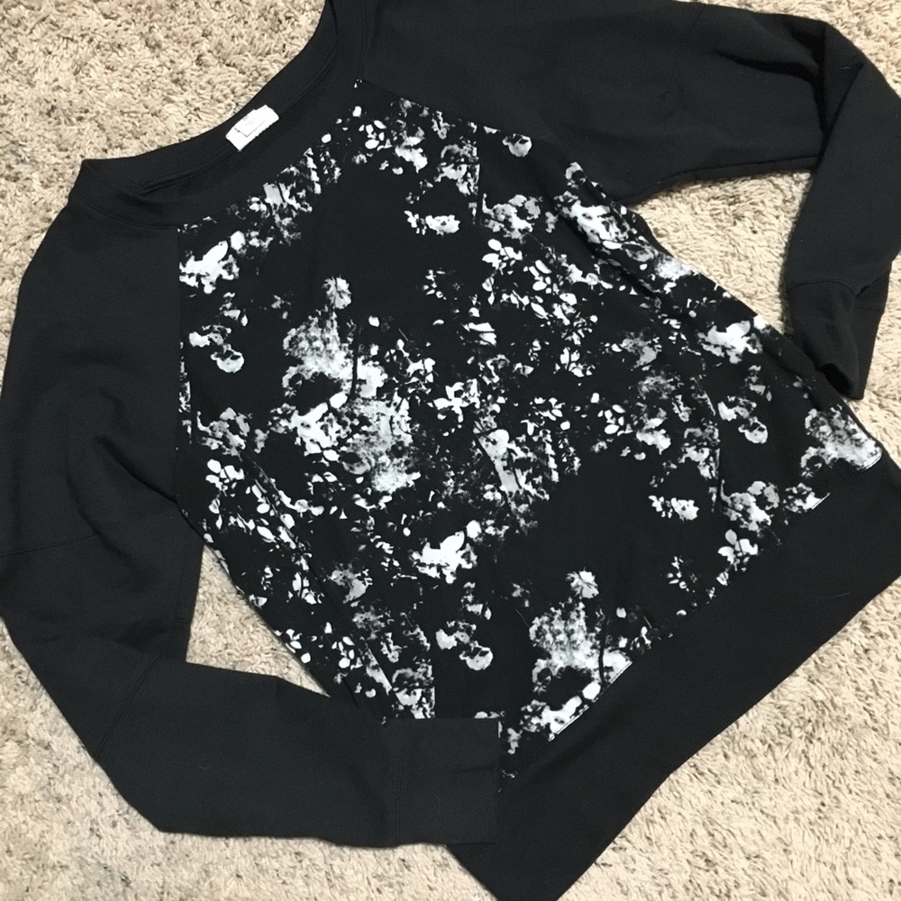 Black and white floral sweatshirt